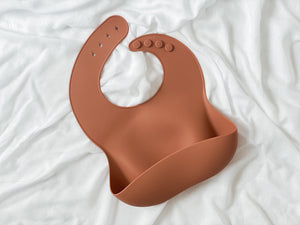 Rosette Silicone Bib